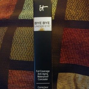 IT cosmetic bye bye under eye